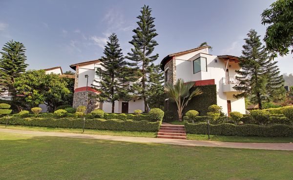 Wood Castle Spa and Resort